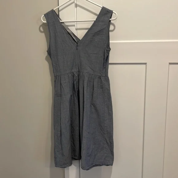 Outback Red V-Neck Chambray Dress size 2 - Picture 3 of 6